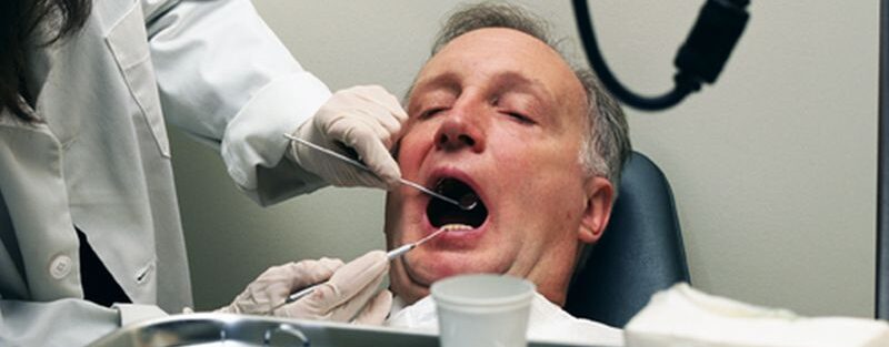 کشیدن دندان در بیماران سکته ای